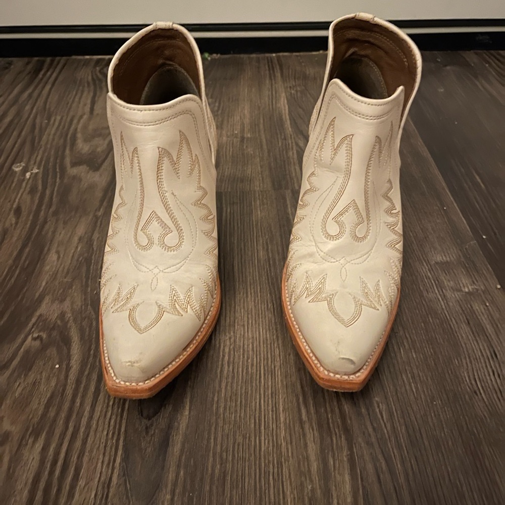 Womens Ariat ankle boots